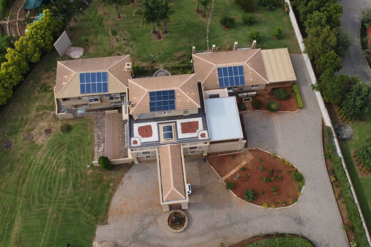 House For Sale in Mooikloof Equestrian Estate - Photo 3