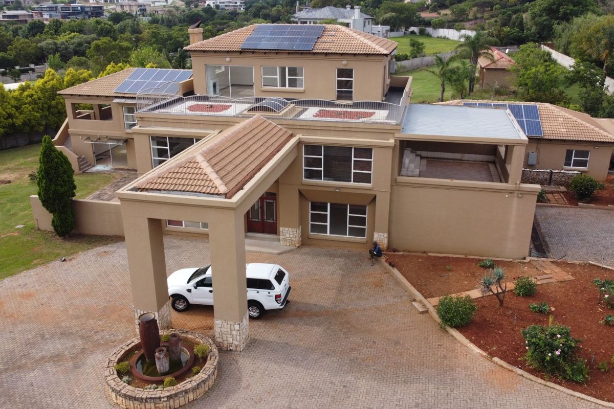 House For Sale in Mooikloof Equestrian Estate - Photo 4