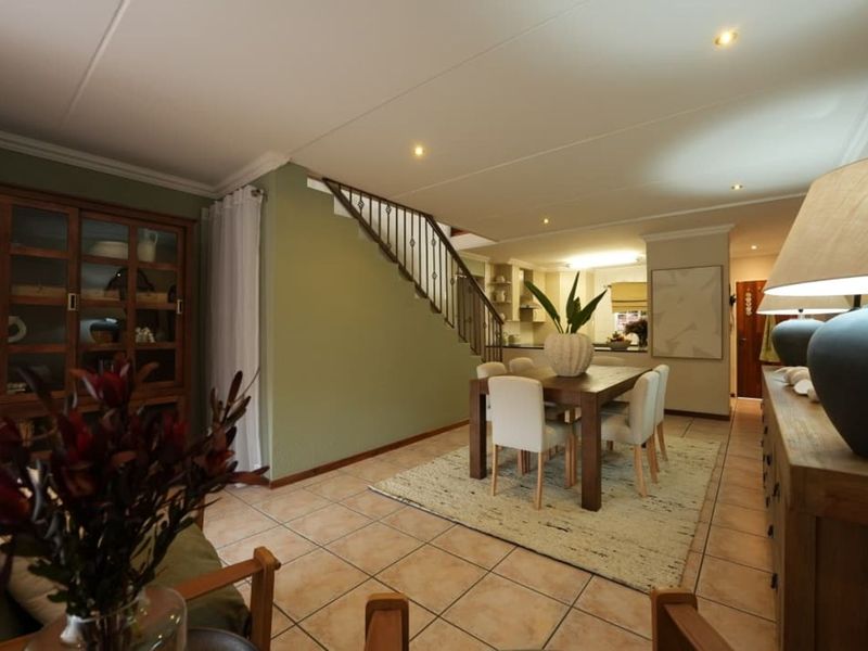 Townhouse For Sale in Helderkruin - Photo 10