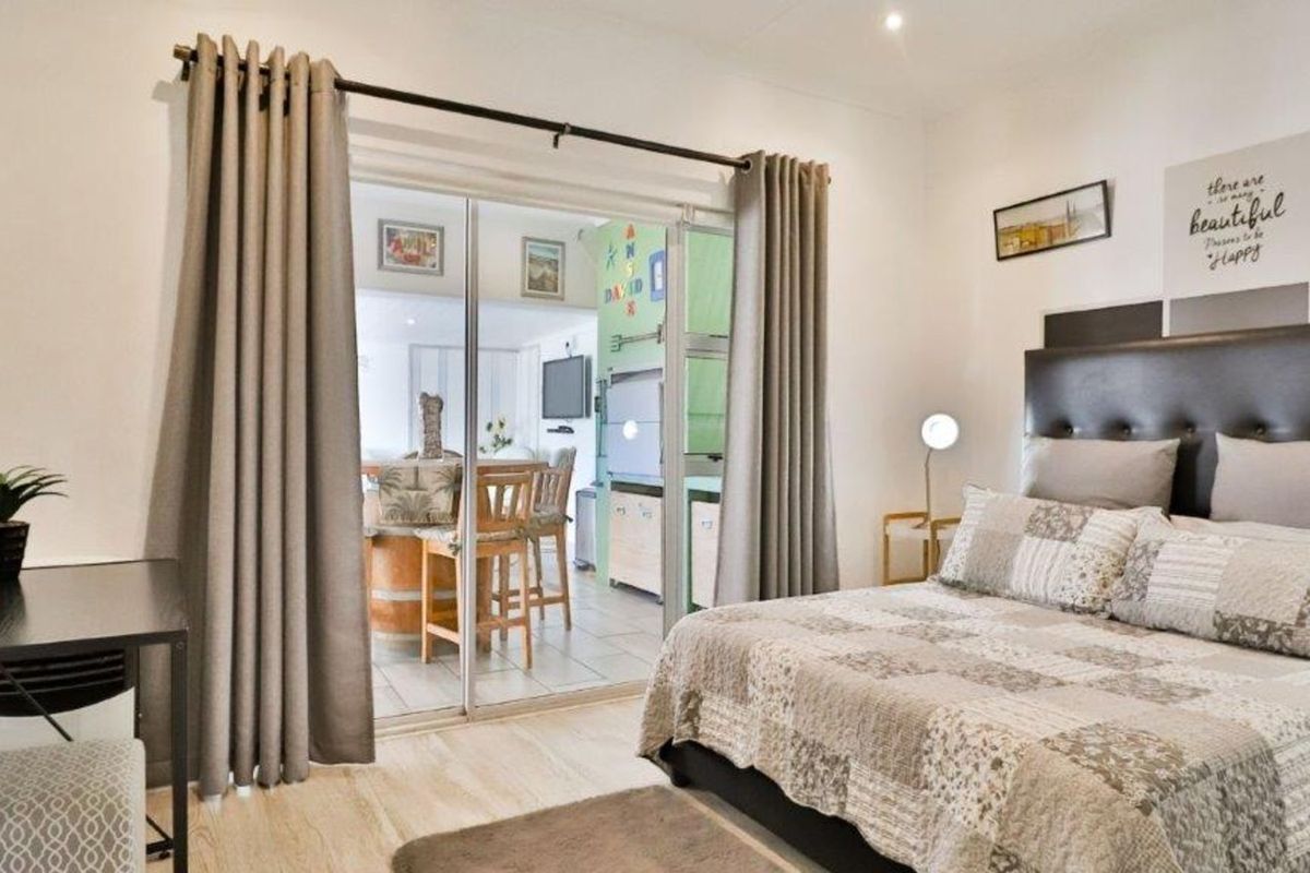 House For Sale in Bayview - Photo 2