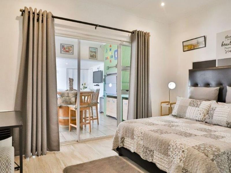 House For Sale in Bayview - Photo 2