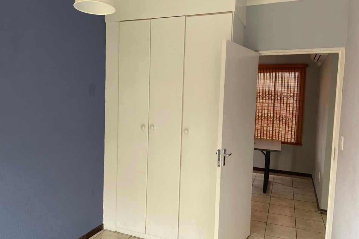 Townhouse To Rent in Equestria - Photo 5