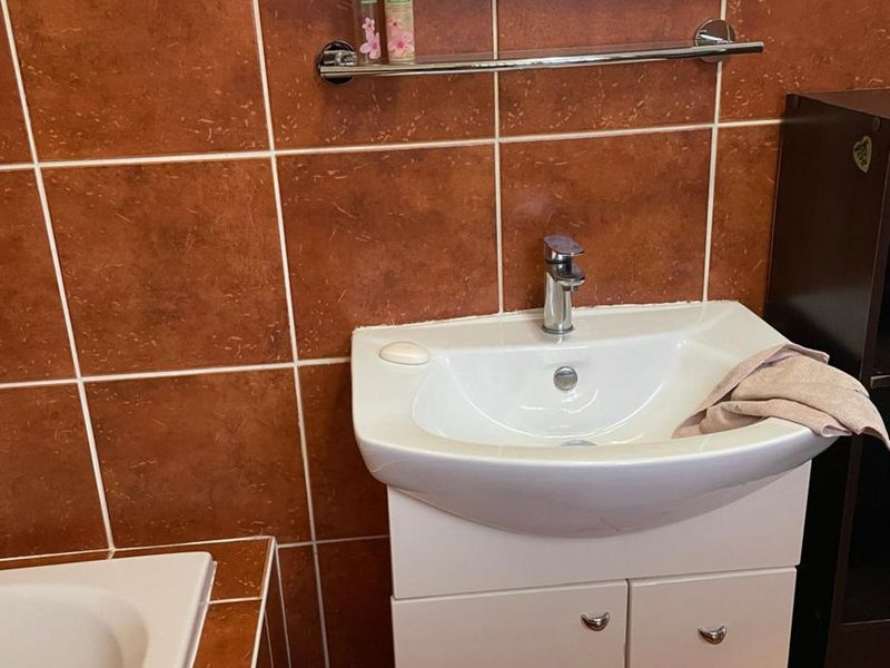 Townhouse To Rent in Equestria - Photo 10