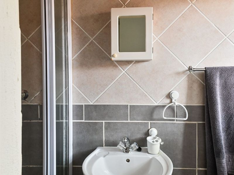 House For Sale in Equestria - Photo 10