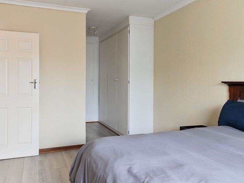 House For Sale in Equestria - Photo 8