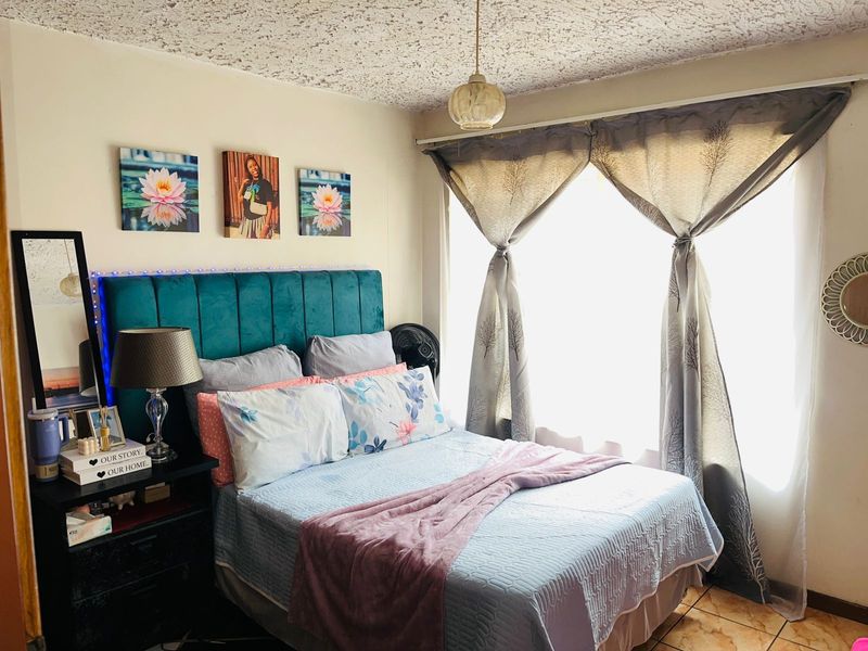 Apartment For Sale in Silverton - Photo 4