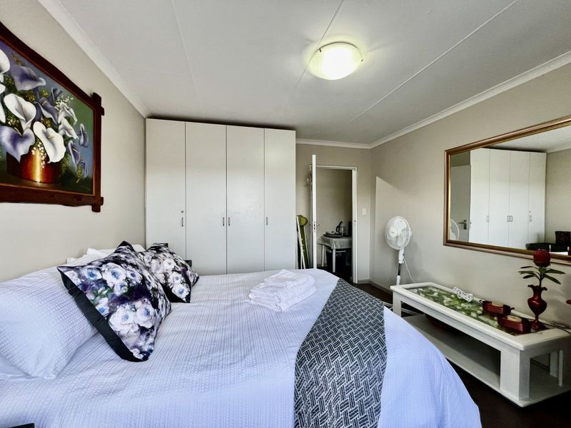 House For Sale in Fraaiuitsig - Photo 10