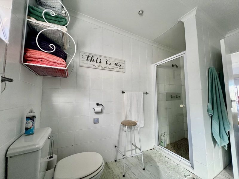 House For Sale in Fraaiuitsig - Photo 9