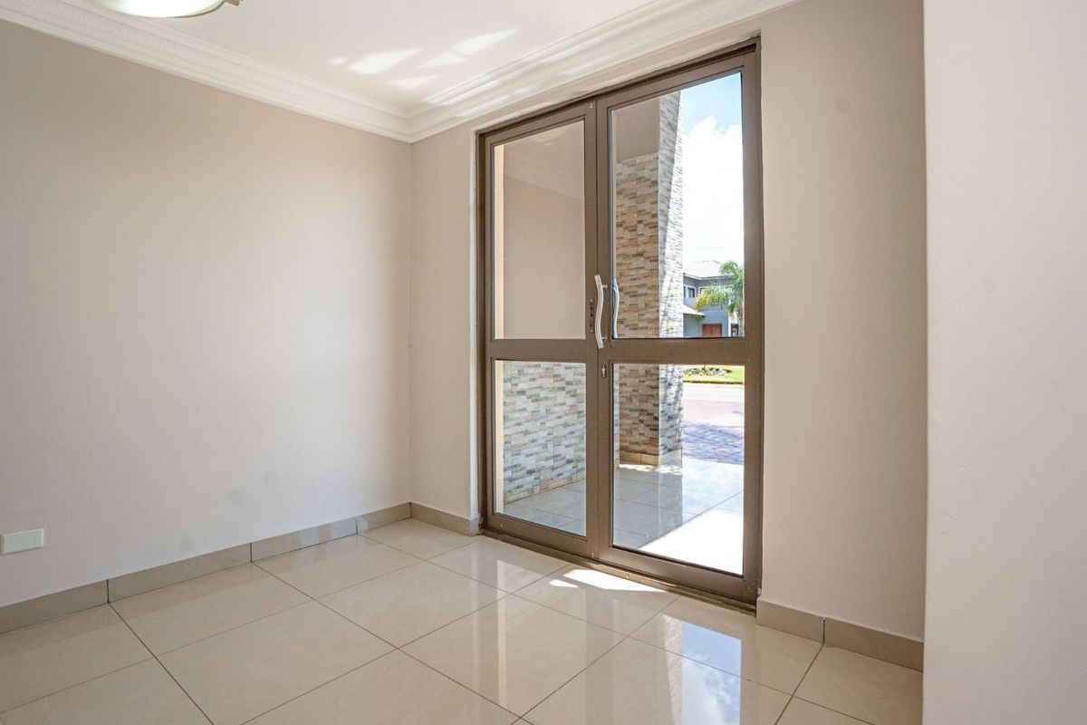 House For Sale in Savannah Country Estate - Photo 3