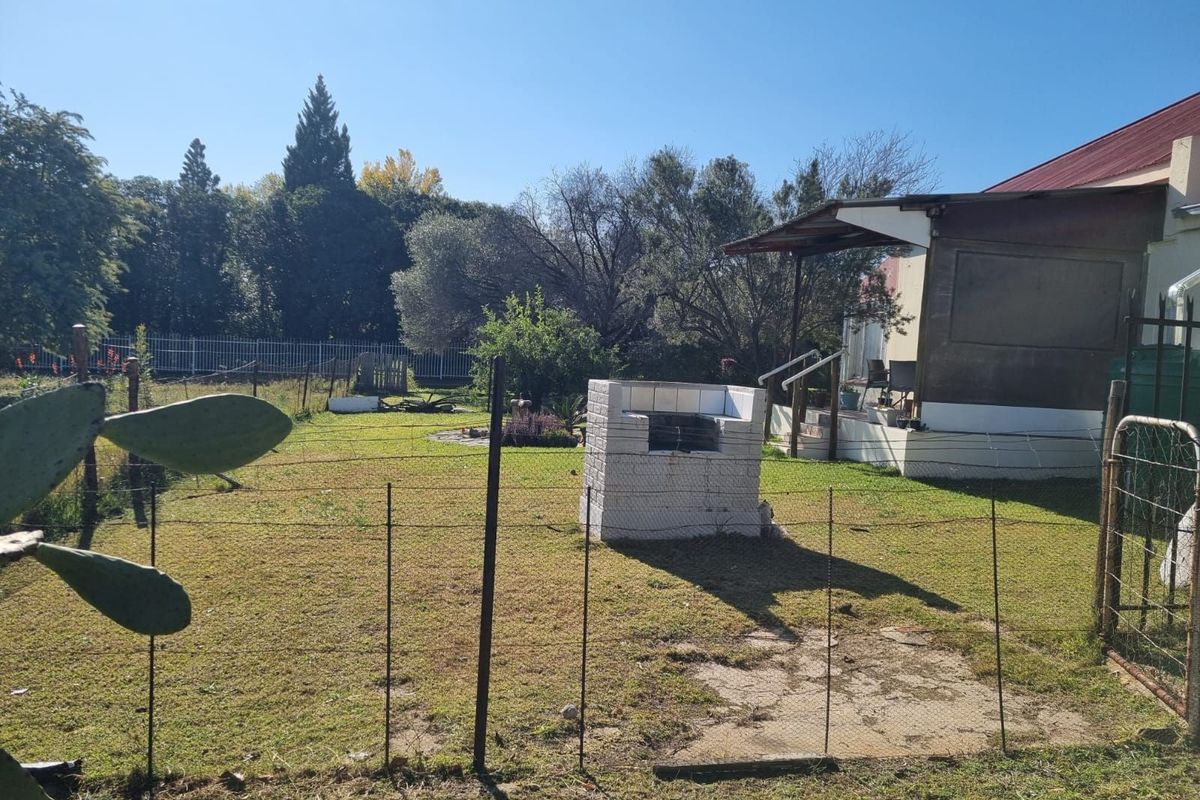 House For Sale in Marquard Central - Photo 2