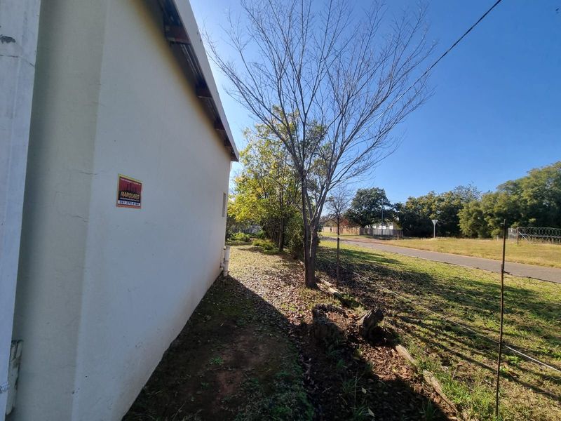 House For Sale in Marquard Central - Photo 5