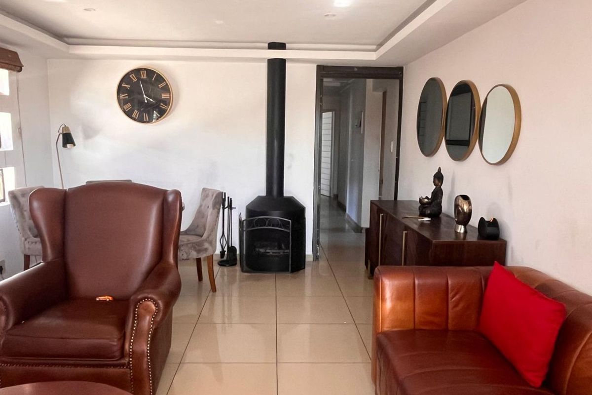 House For Sale in Embalenhle - Photo 2