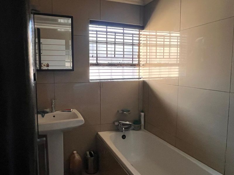 House For Sale in Embalenhle - Photo 10