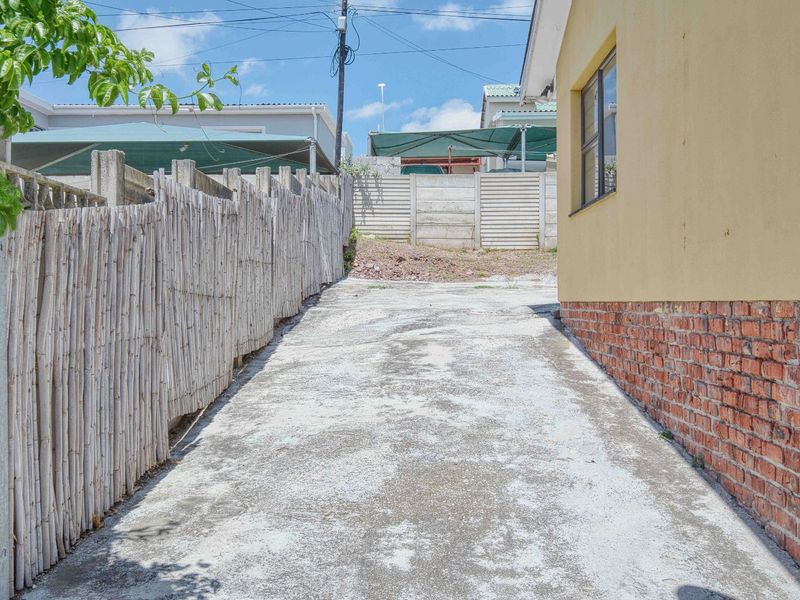 House For Sale in Hillside - Photo 4