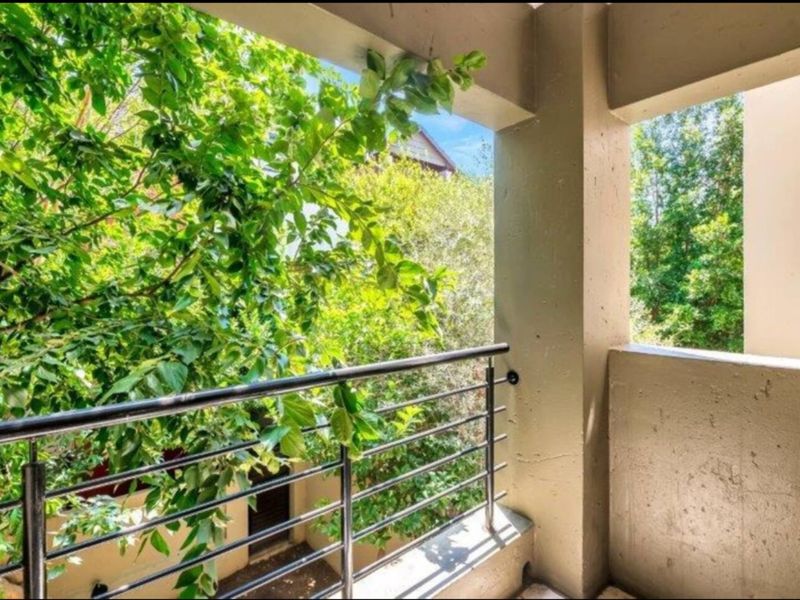 Apartment For Sale in Beverley - Photo 7