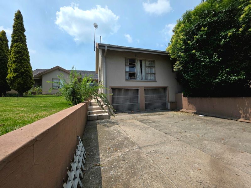 House For Sale in Kinross - Photo 6