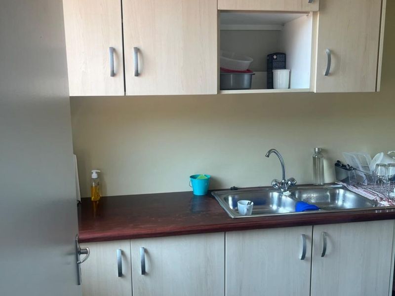 Office To Rent in Lyttelton Manor - Photo 9