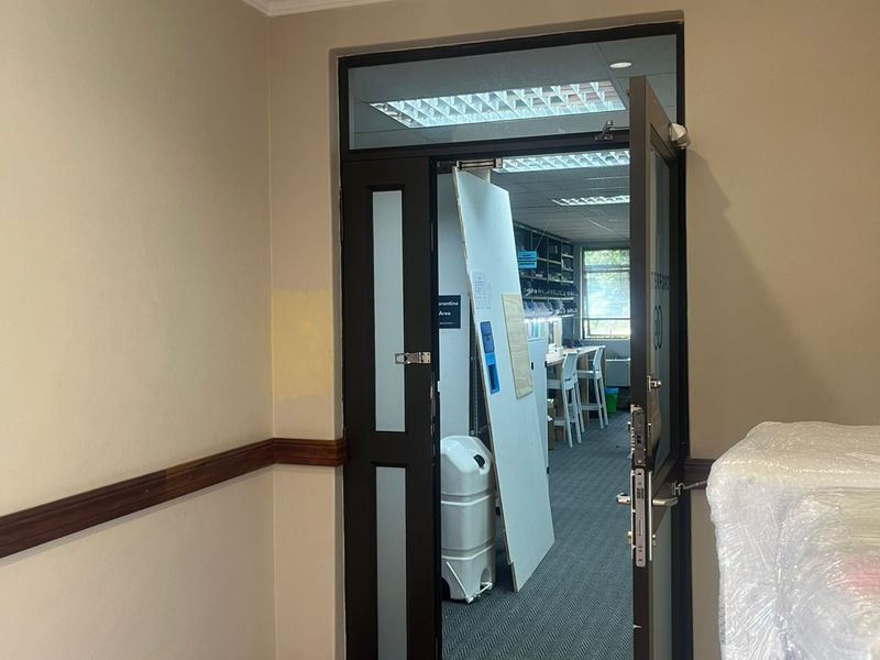 Office To Rent in Lyttelton Manor - Photo 7