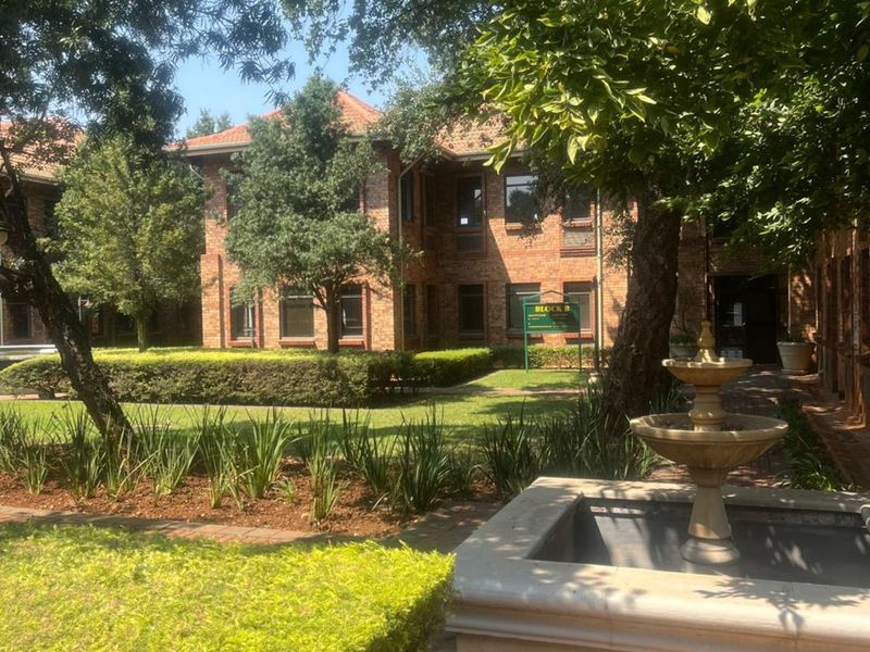 Office To Rent in Lyttelton Manor - Photo 6