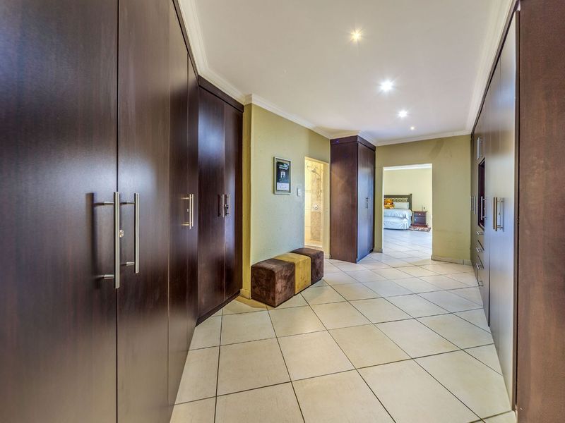 House For Sale in Lynnwood Glen - Photo 5