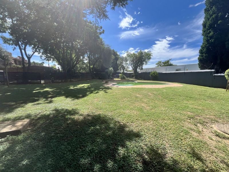 Apartment For Sale in Windsor West - Photo 7