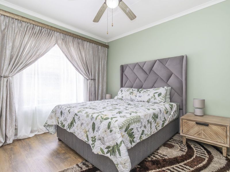 Townhouse For Sale in Wilgeheuwel - Photo 9