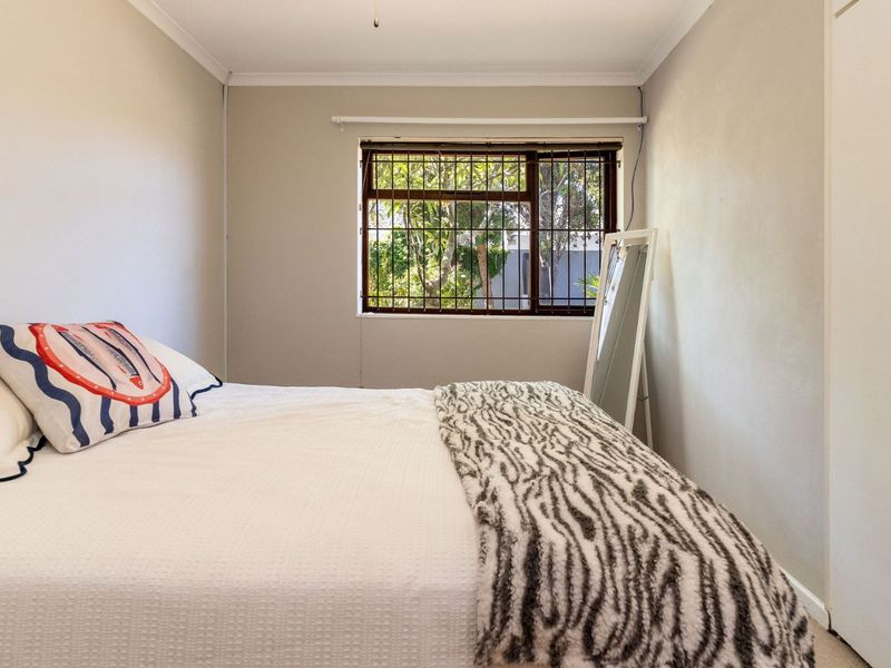 House For Sale in Diep River - Photo 9