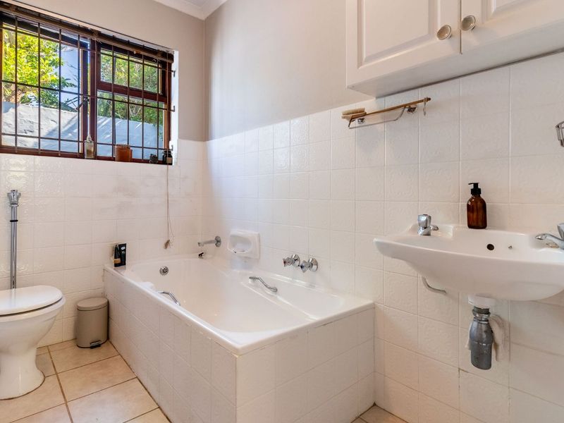 House For Sale in Diep River - Photo 8