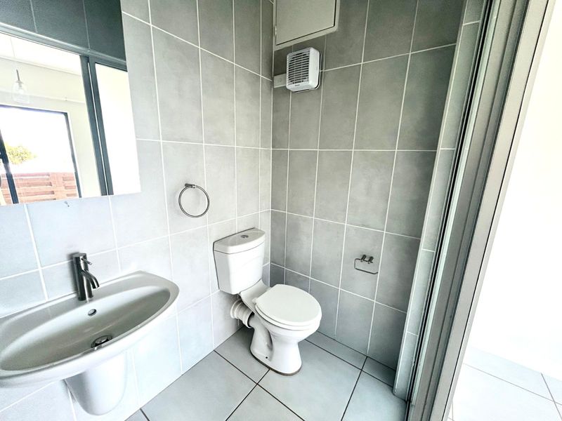 Apartment To Rent in Mooikloof - Photo 8