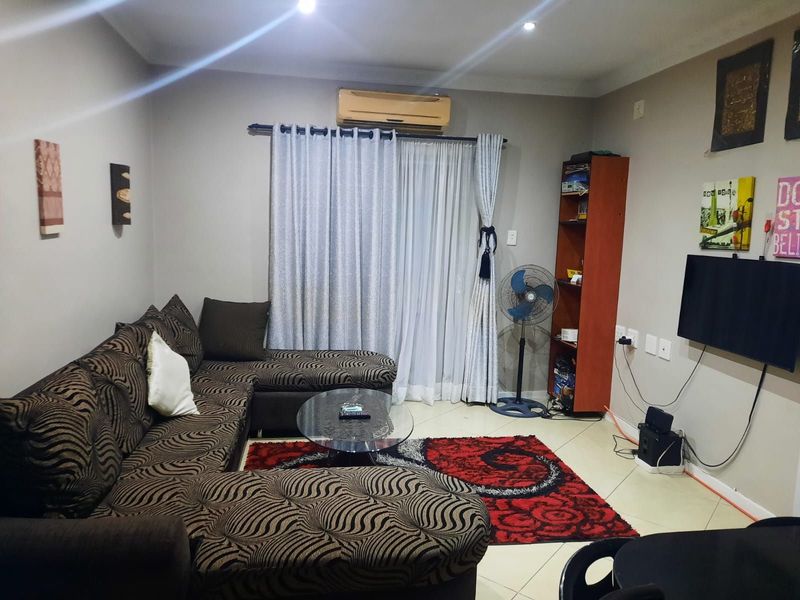 Apartment For Sale in Morningside - Photo 10