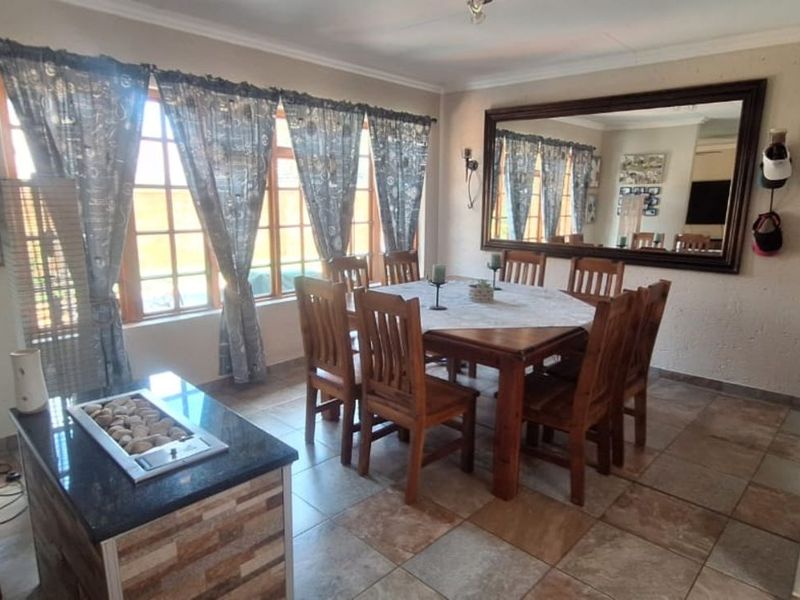 House For Sale in Greenhills - Photo 8