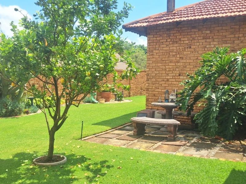 House For Sale in Greenhills - Photo 4