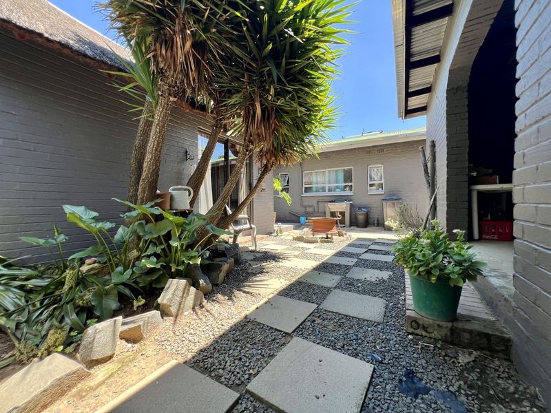 House For Sale in George Botha Park - Photo 4