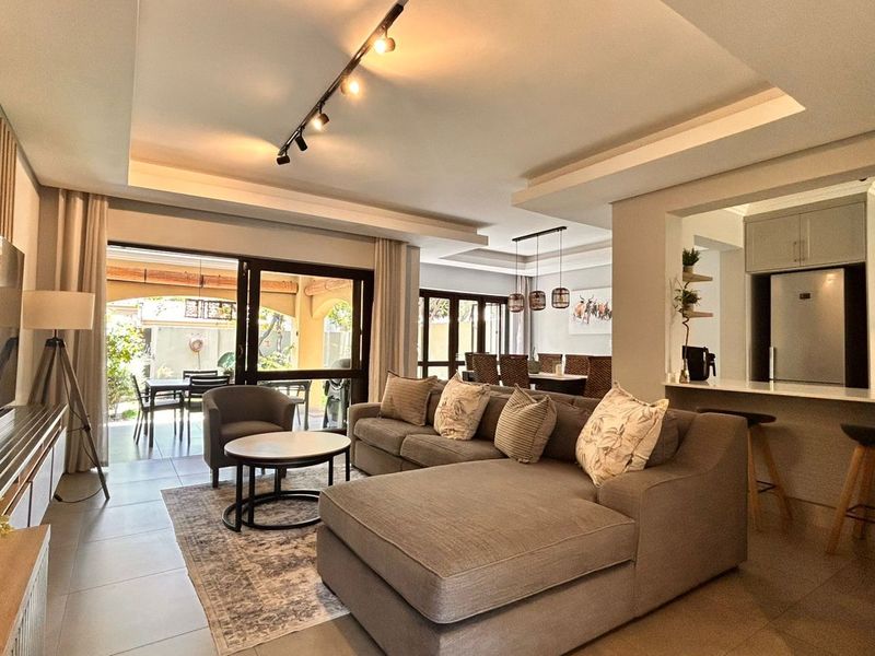 House For Sale in Lonehill - Photo 2