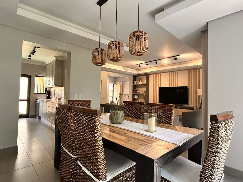 House For Sale in Lonehill - Photo 6