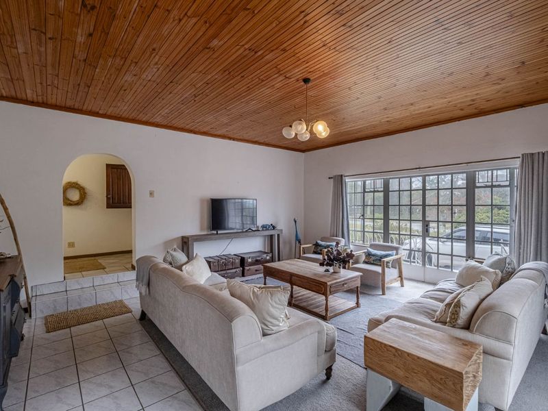 House For Sale in Broadwood - Photo 9