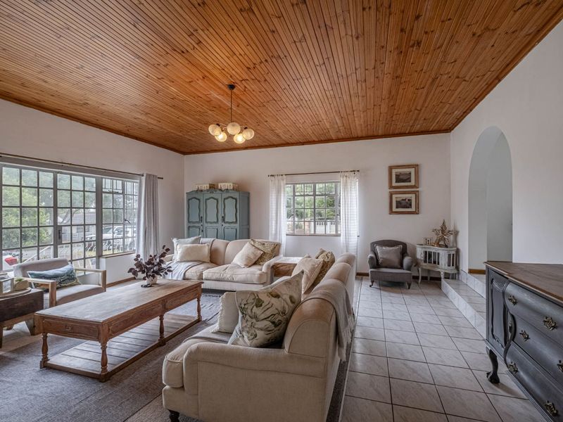 House For Sale in Broadwood - Photo 8