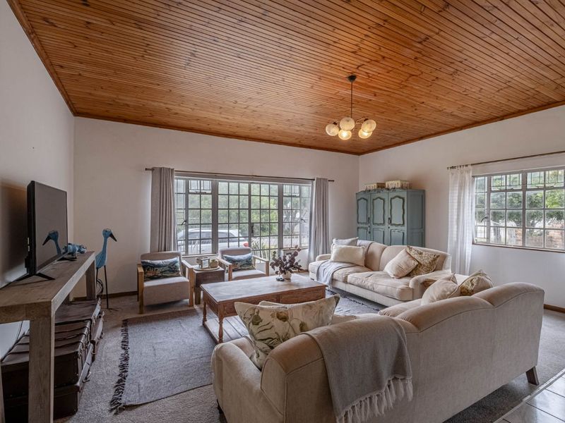 House For Sale in Broadwood - Photo 7