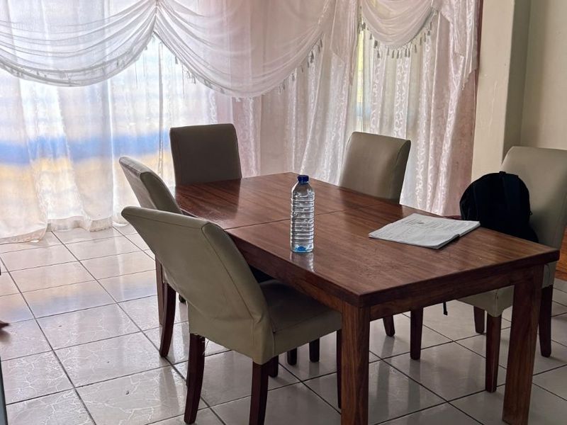 House For Sale in Reyno Ridge - Photo 2