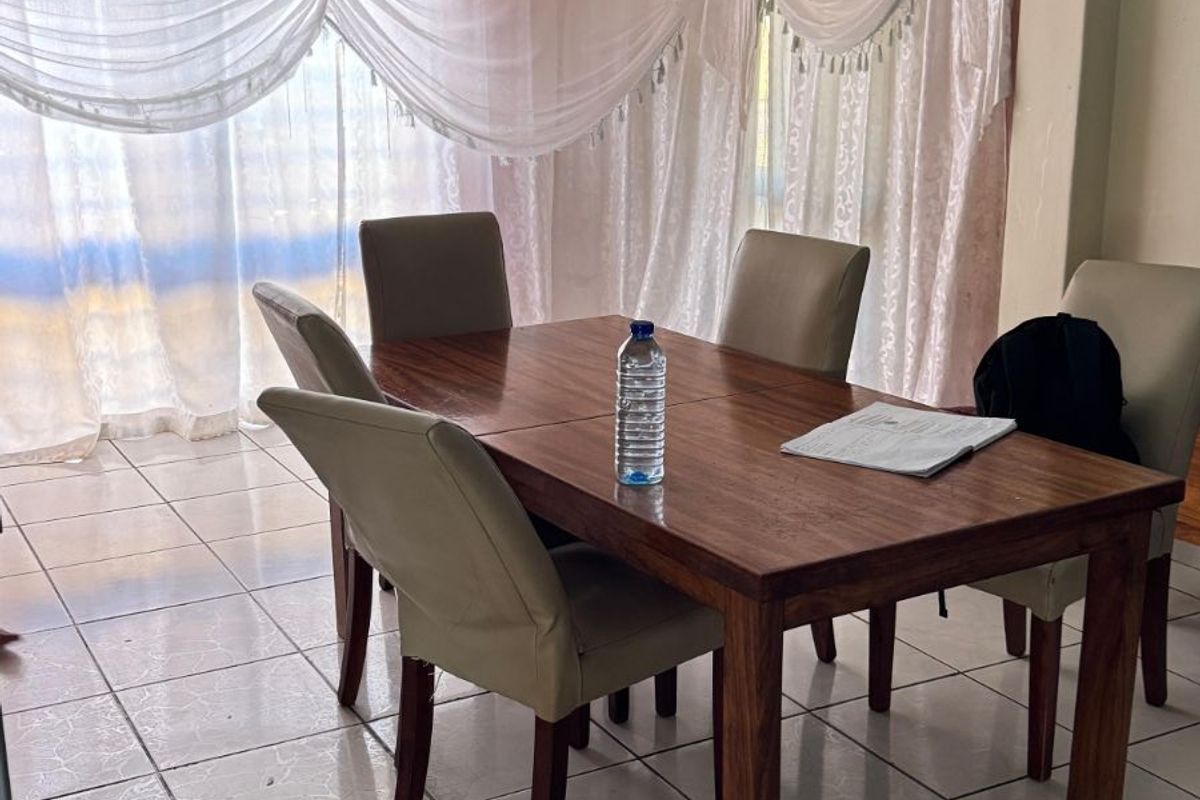 House For Sale in Reyno Ridge - Photo 2