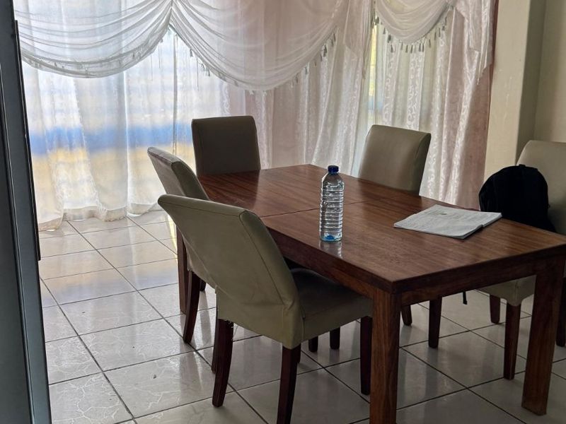 House For Sale in Reyno Ridge - Photo 3