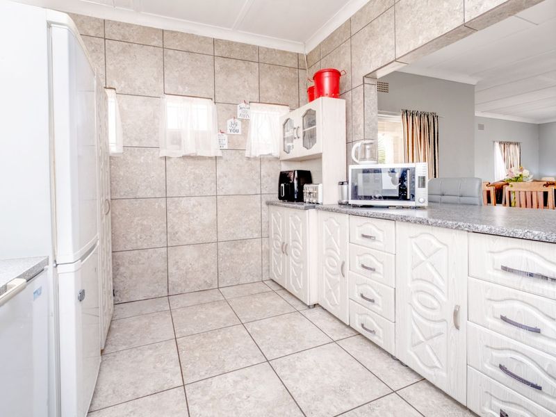 House For Sale in Krugersdorp North - Photo 8