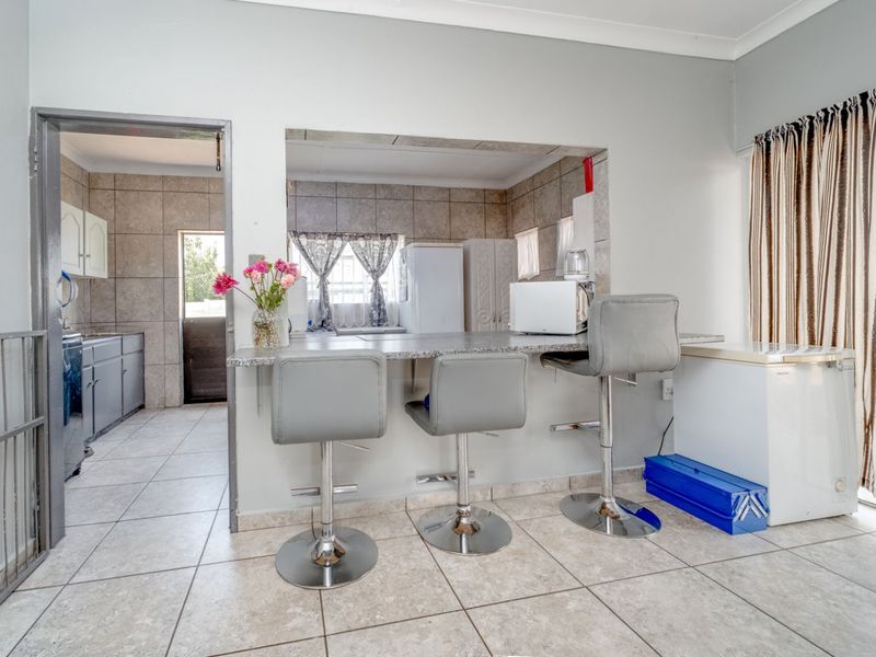 House For Sale in Krugersdorp North - Photo 5