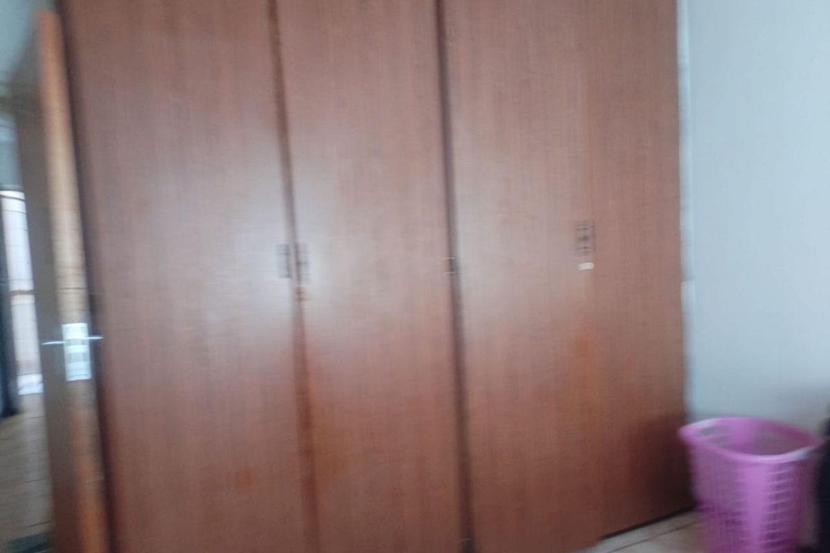 Apartment For Sale in Silverton - Photo 2
