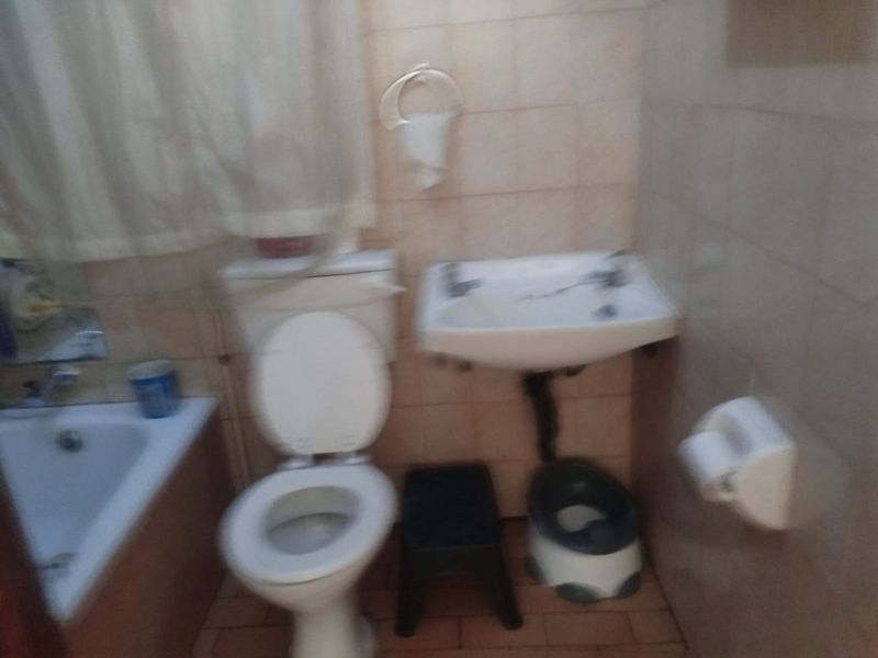 Apartment For Sale in Silverton - Photo 4