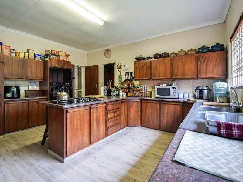 House For Sale in Kameeldrift East - Photo 6