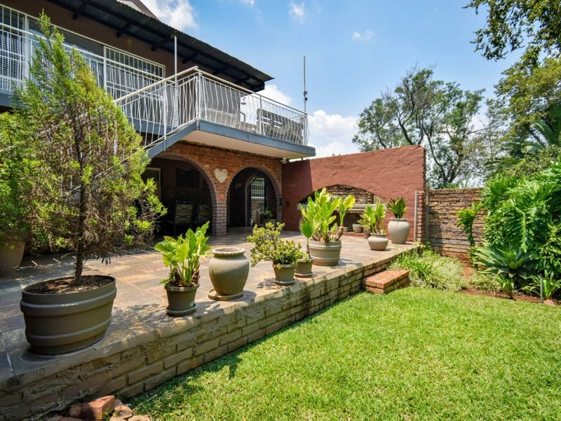 House For Sale in Kameeldrift East - Photo 3