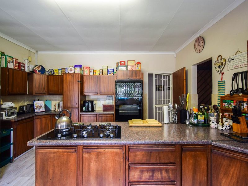 House For Sale in Kameeldrift East - Photo 8