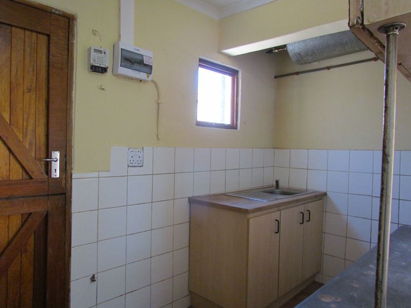 House For Sale in Arcadia - Photo 6