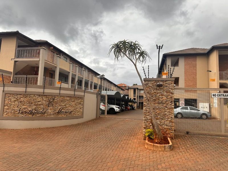 Apartment For Sale in Pretoria North - Photo 1